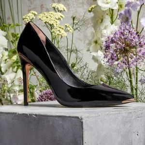 Ted Baker London Izibela Pump